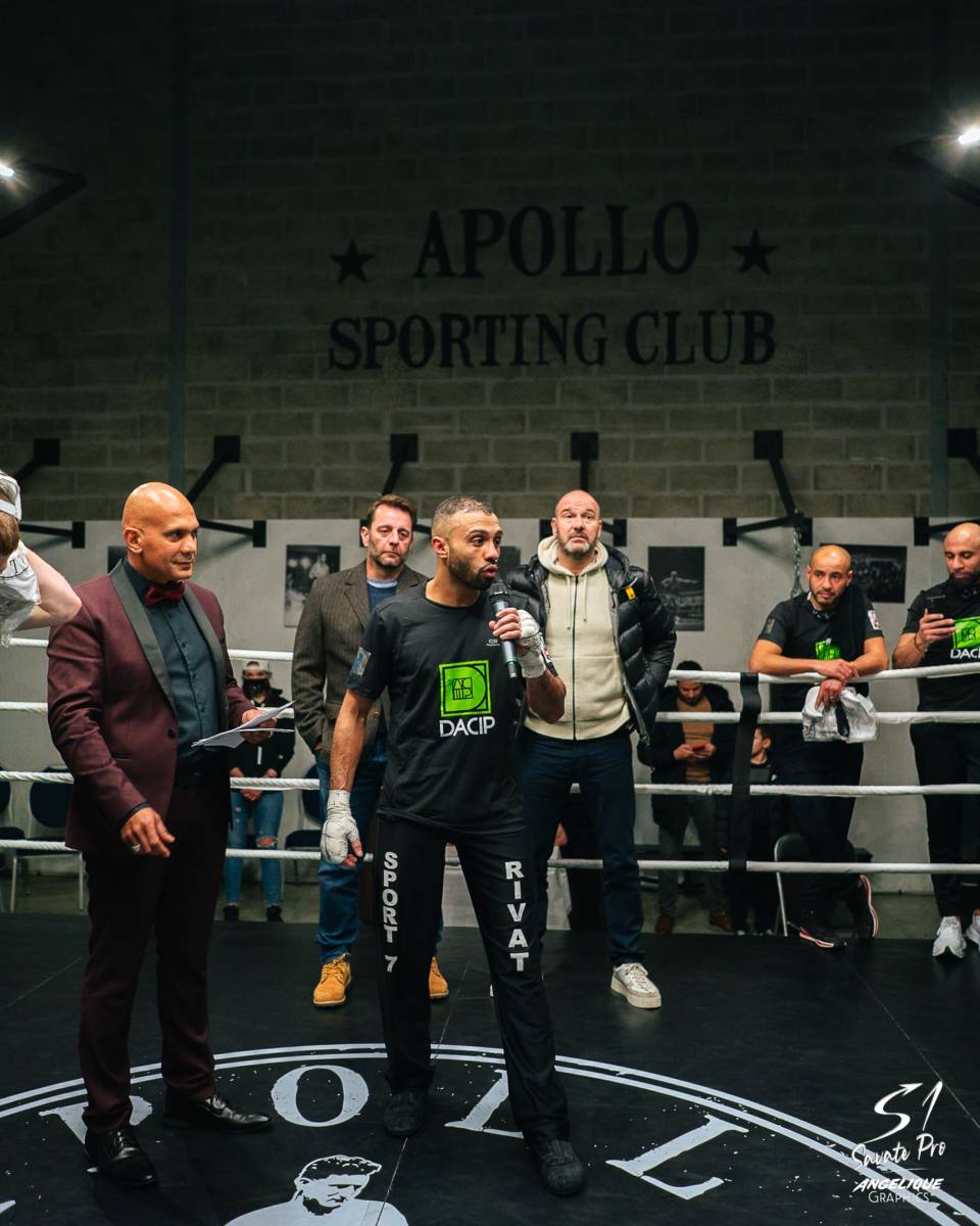 Un team building à Apollo 77 Val d’Europe :  Entraînement d'athlètes pour un championnat de boxe française